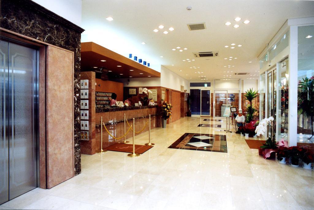 Toyoko Inn Shin-Yamaguchi-Eki Shinkansen-Guchi Exteriör bild