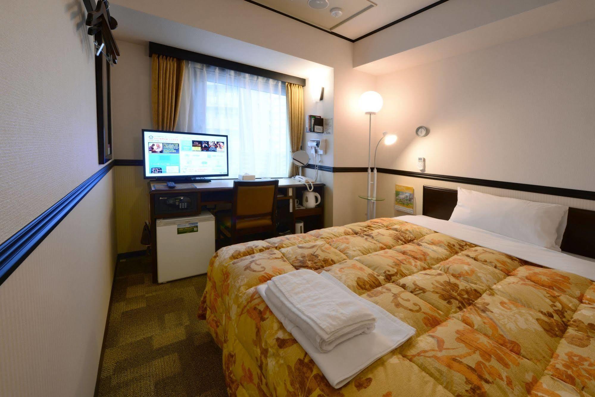 Toyoko Inn Shin-Yamaguchi-Eki Shinkansen-Guchi Exteriör bild